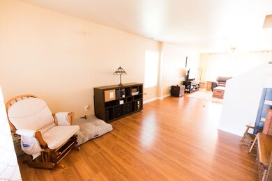 8860 Silverkist Dr, Reno, NV 89506 - photo 3