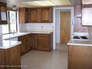 888 clark kitchen