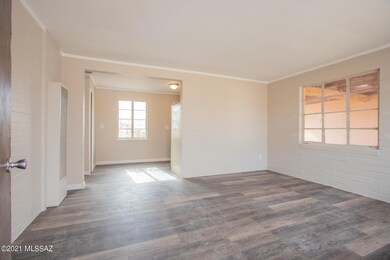 2 E Navajo Rd unit B, Tucson, AZ 85705 - photo 2