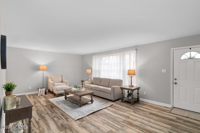 1402 Clifton Rd, Jacksonville, NC 28540 - photo 6