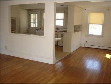 15 Barry St, Quincy, MA 02169 - photo 3