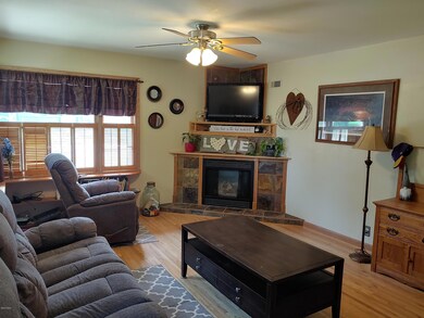 0626201122_HDR
