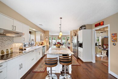 7610 Long Creek Ct, Houston, TX 77088 - photo 5