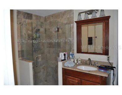 3701 Ambermist Dr, Tampa, FL 33619 - photo 6