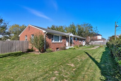 20 Connolly St, Indian Orchard, MA 01151 - photo 2