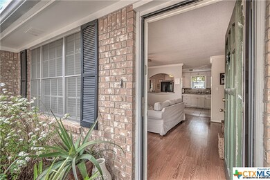 604 Elizabeth St, Troy, TX 76579 - photo 6