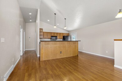 2514 15th Ave W, Williston, ND 58801 - photo 7