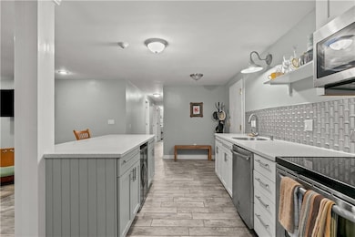 66 Girard Ave unit 114, Newport, RI 02840 - photo 4