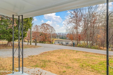 2950 Craigs Chapel Rd, Greenback, TN 37742 - photo 6