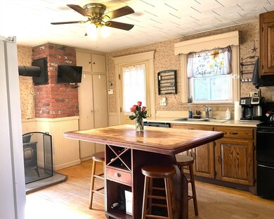 300 N Brookfield Rd, Barre, MA 01005 - photo 5