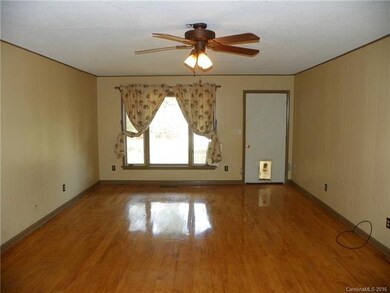 775 Piney Knob Rd, Marshall, NC 28753 - photo 3