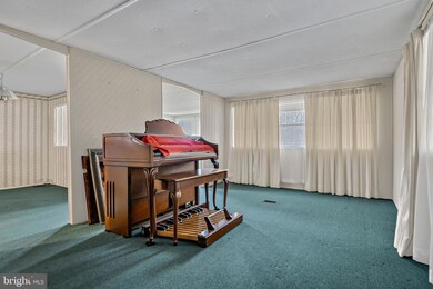 144 Crestwood Dr, Mount Wolf, PA 17347 - photo 6