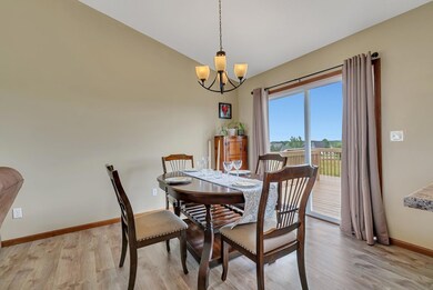 1664 34th St NE, Sauk Rapids, MN 56379 - photo 6