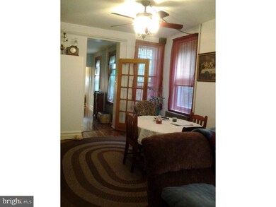 138 Chestnut St, Spring City, PA 19475 - photo 5