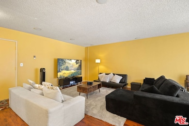 5625 Windsor Way unit 211, Culver City, CA 90230 - photo 7