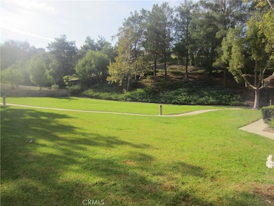 8000 E Snapdragon Ln unit 225, Anaheim, CA 92808 - photo 3