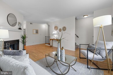 2715 S Walter Reed Dr unit B, Arlington, VA 22206 - photo 7