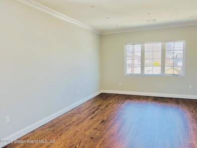 552 Arden Ave unit 2, Staten Island, NY 10312 - photo 2