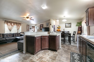 1201 W Washington Ave unit 15, Yakima, WA 98903 - photo 7