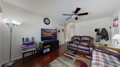 17 Austin Ave, Carpentersville, IL 60110 - photo 5