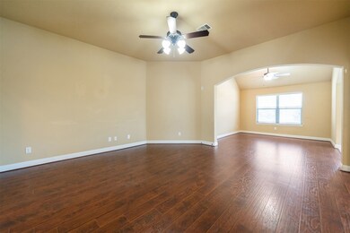 15930 Maplewick Dr, Tomball, TX 77377 - photo 4