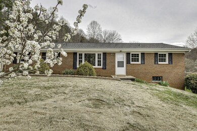 6-web-or-mls-Rose Cliff-6