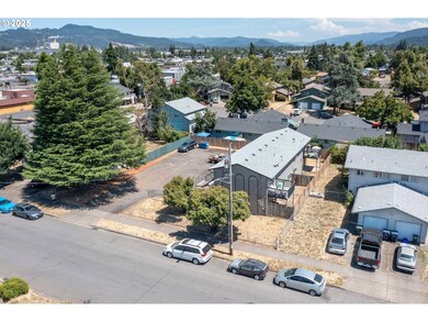 231 S 40th St, Springfield, OR 97478 - photo 3