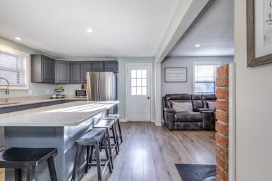 8 Rochester Ln, Concord, NH 03301 - photo 6