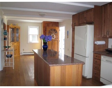 49 Kingston Ave, Wakefield, RI 02879 - photo 7