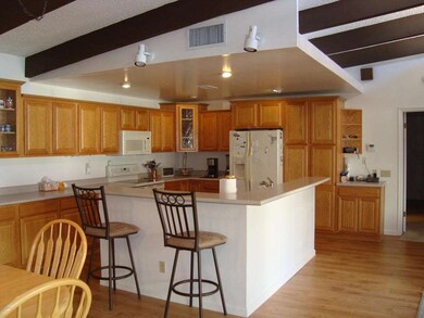 kitchen (1)