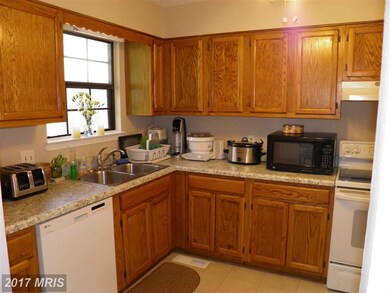 127 Ivywood Dr, Stafford, VA 22554 - photo 2