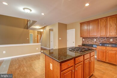 2841 Powell Dr, Woodbridge, VA 22191 - photo 7