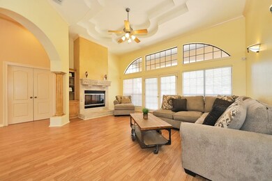 201 Oriole Ln, Laredo, TX 78045 - photo 4