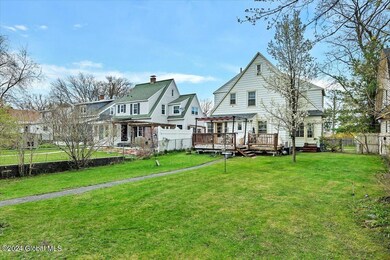 9 Wallace St, Schenectady, NY 12302 - photo 2