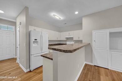 915 Downey Branch Ln, Wilmington, NC 28403 - photo 5