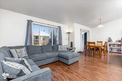 04-Living Room-DW-7937-Edit