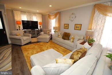 1315 E 11th St, Crum Lynne, PA 19022 - photo 6