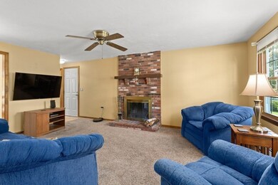 38 Flagg Dr, Bellingham, MA 02019 - photo 3