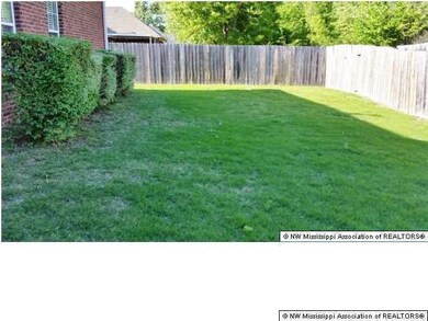 5694 Stone St, Olive Branch, MS 38654 - photo 2