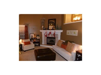 Fireplace in Living Room!!
