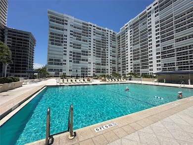Plaza East Condominium unit 4F, Fort Lauderdale, FL 33308 - photo 3