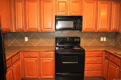 7300 Burbank Dr unit 23, Baton Rouge, LA 70820 - photo 7