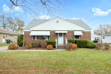 685 Barrally St, North Tonawanda, NY 14120 - photo 2