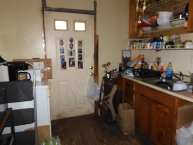 136 Albion St, Somerville, MA 02144 - photo 4