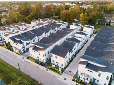 502 W Donovan St unit K, Houston, TX 77091 - photo 2