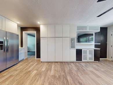 811 E 10th Ave, New Smyrna Beach, FL 32169 - photo 6