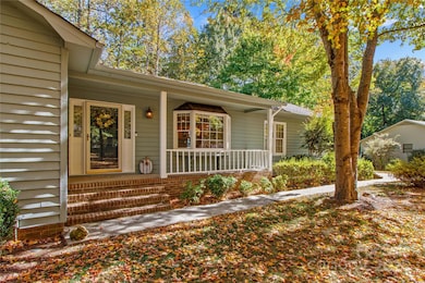 864 Hunter Dr, Mooresville, NC 28115 - photo 4