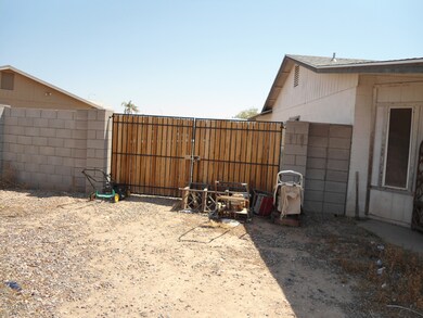 RV GATE/PARKING