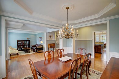 Dining Room & Living Area