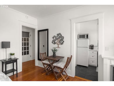 1631 NW Everett St unit 301, Portland, OR 97209 - photo 5